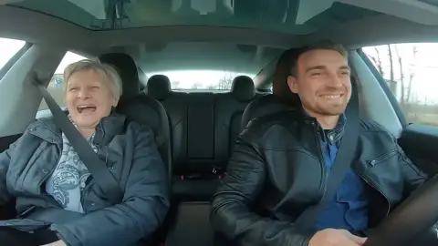 Gyorsulás 1020 Lóerős Tesla Plaiddel a Kakucs Ringen 3