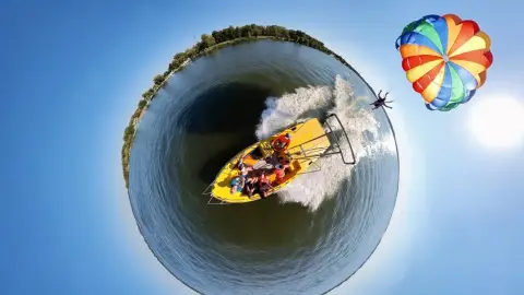 Víziejtőernyőzés a Tisza tavon 2